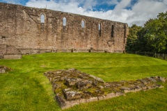 Foundation walls and the chancel