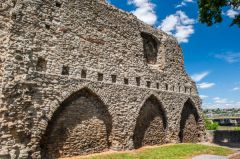 Exterior curtain wall