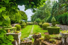The winter garden and Troughery