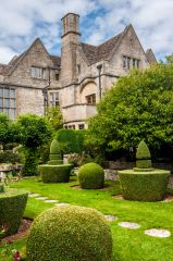 The manor from the winter garden