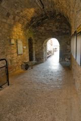 The gatehouse passage (main entrance)