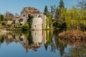 Scotney Castle