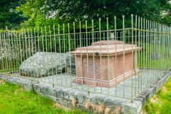 The White Rajah tombs