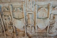 Coats of arms, Middleham tomb
