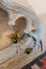 14th century Eleanor Baynard effigy