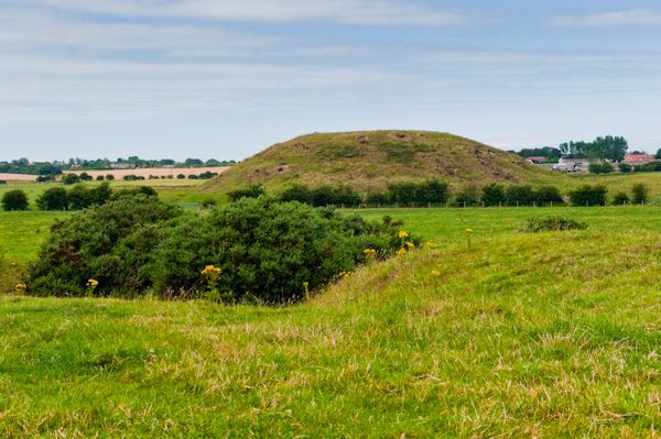 Skipsea Castle - History, Travel, and accommodation information