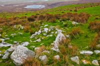 South Clettreval Chambered Cairn, Looking down the hill