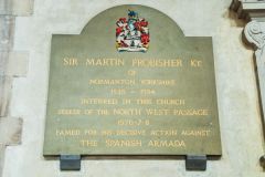 Marton Frobisher memorial