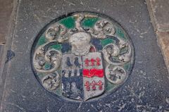 Painted heraldic grave slab