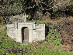 St Neot's holy well (c) Tony Atkin