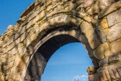 A Romanesque arch in the aisle arcade