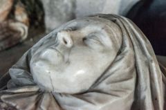 Lady Smithson effigy detail