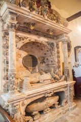 Sir Thomas Russell memorial (circa 1632)