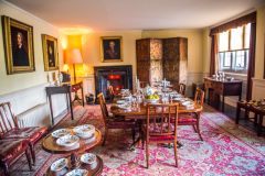 An intimate family room