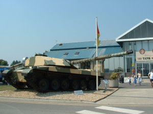 are dogs allowed in bovington tank museum