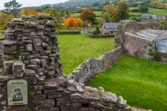 The shell keep walls