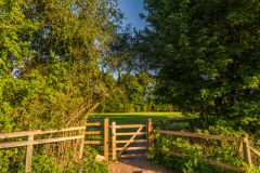 The pathway to Lower Slaughter