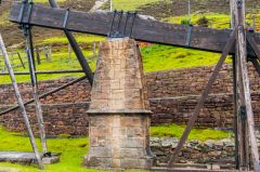 Wanlockhead Beam Engine, The pivot arm and central post