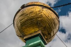 West Wycombe, St Lawrence Church, The Golden Ball