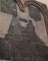 1585 Coffer memorial brass