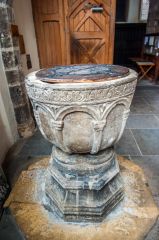 The 12th century font