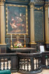 York, St Michael-le-Belfry, The high altar and 1702 reredos