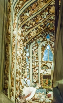 A glimpse of the Shell Room
