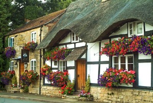 The Fox thatched inn in Bredon
