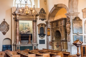 North nave tombs