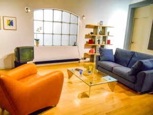 A 1990s period room