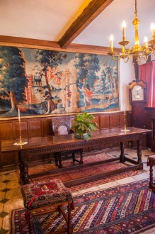 The ground floor hall