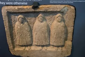 The Genii Cuculatti carving