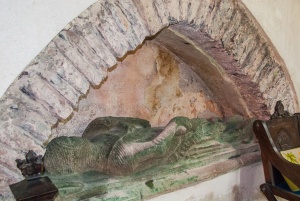 14th century De Barri effigy