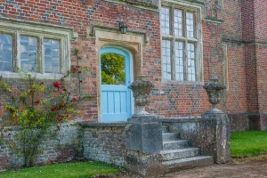 Elizabethan side entrance