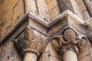 West door capitals