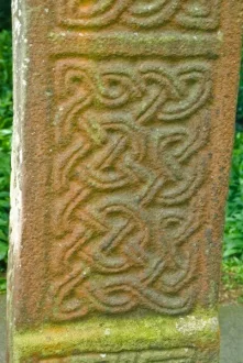 Intricate carvings on the shaft