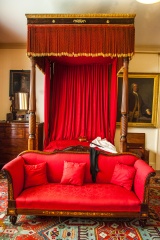 A luxurious four poster bed