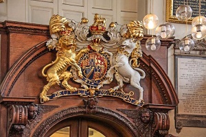 The Stuart royal arms (c) John Salmon