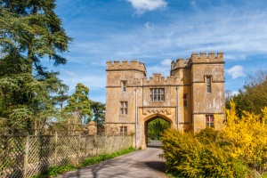 Gatehouse to Sudeley Castle