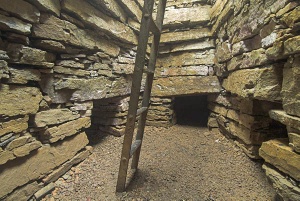 The central burial chamber