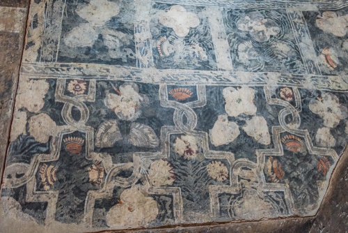 Quatrefoil knot garden patterns