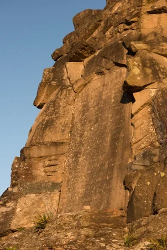 The cairn's memorial inscription