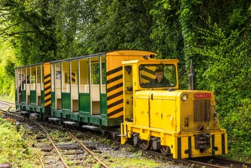 The narrow gauge railway in operation