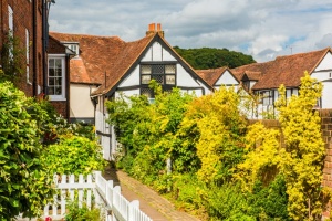 A lane behind the Kings Arms pub