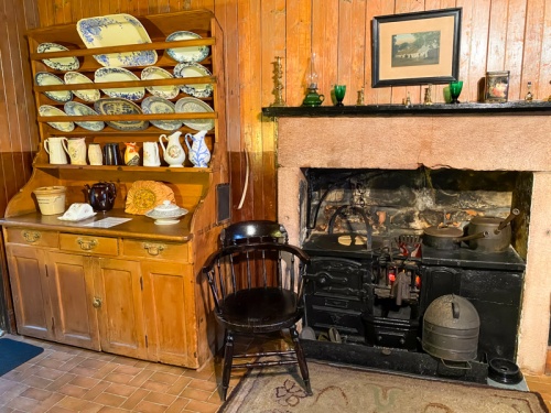 The Cottage parlour