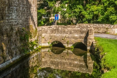 Late-medieval Gumstool Bridge