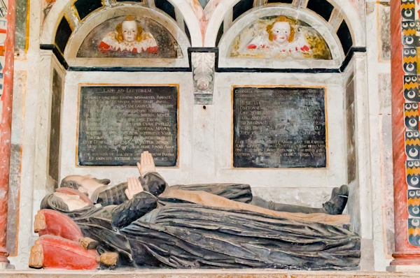 Tomb of William Cotton (d. 1616)