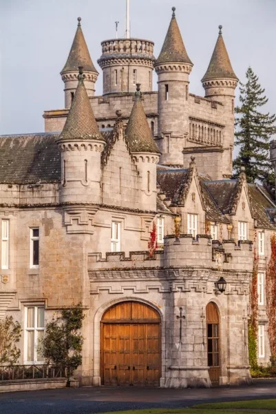 A bristling bustle of turrets and towers