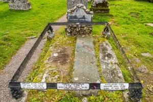 Rob Roy's grave at Balquhidder