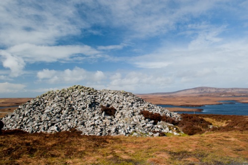 Barpa Langas Chambered Cairn